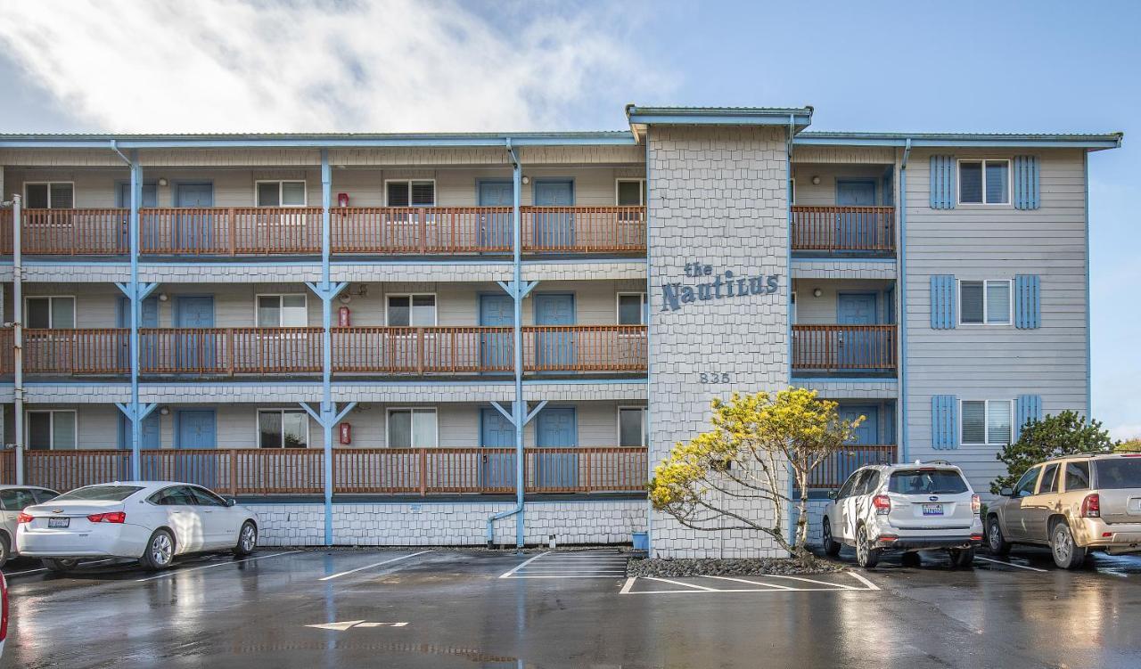 Aurora At Nautilus - Pet Friendly Oceanfront