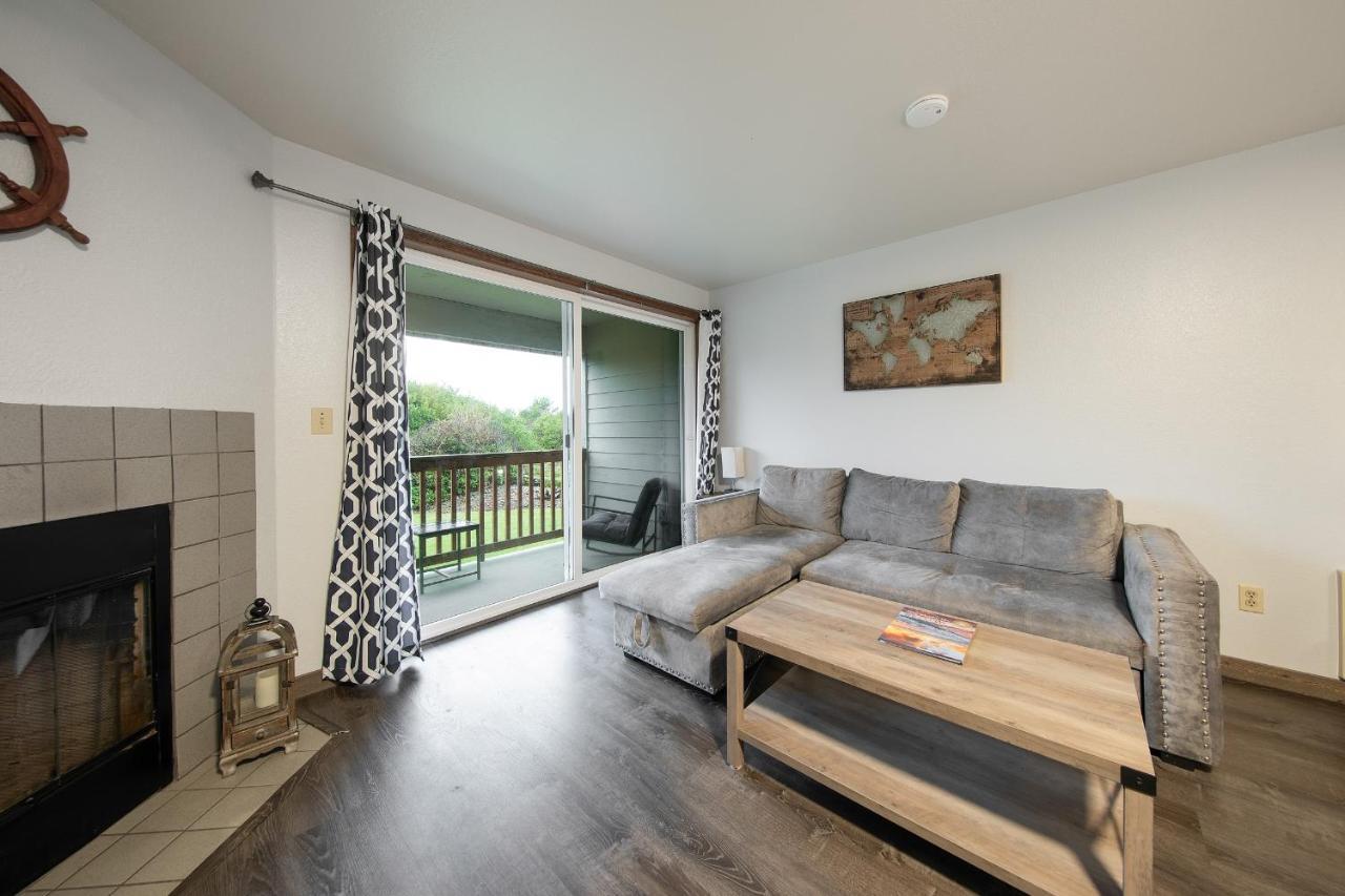 Aurora At Nautilus - Pet Friendly Oceanfront Apartment Ocean Shores
